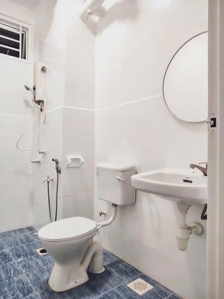 Pangsapuri untuk Disewa di Indah Court Apartment - Fumi Voon - Bathroom - PropertyGuru.com.my