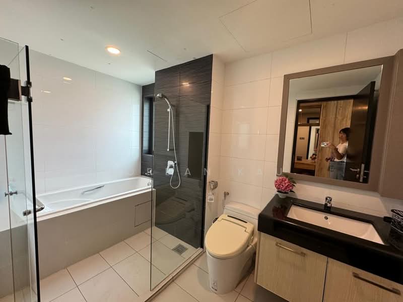 Apartment for Rent at Molek Pine 4 - Jordan Kau - PropertyGuru.com.my