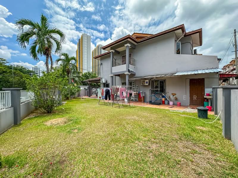 Rumah Teres 2 Tingkat untuk Dijual di Bandar Baru Bangi (Selangor) - Ahmad Fikri Amer Hamzah - Exterior - PropertyGuru.com.my