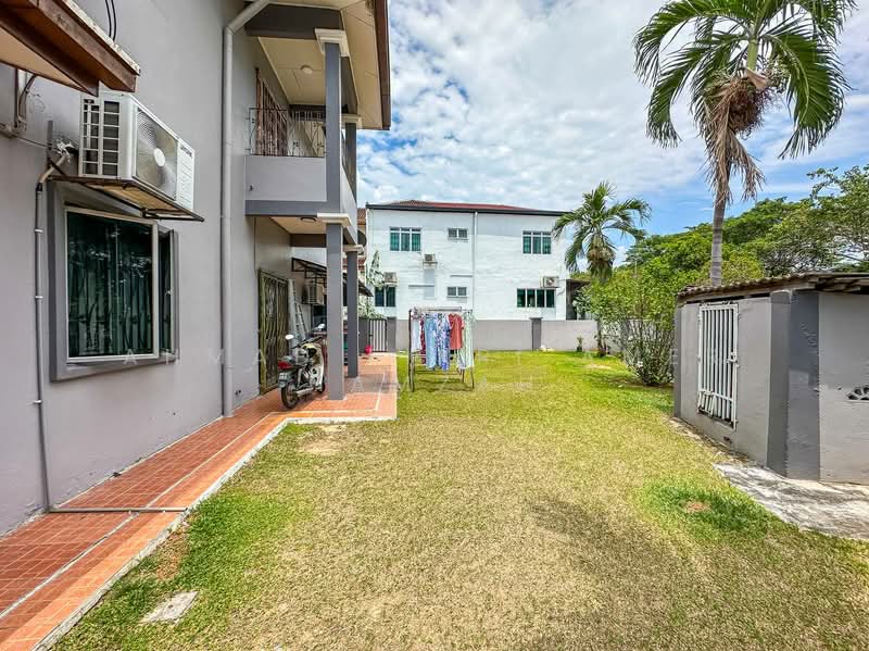 Rumah Teres 2 Tingkat untuk Dijual di Bandar Baru Bangi (Selangor) - Ahmad Fikri Amer Hamzah - Exterior - PropertyGuru.com.my