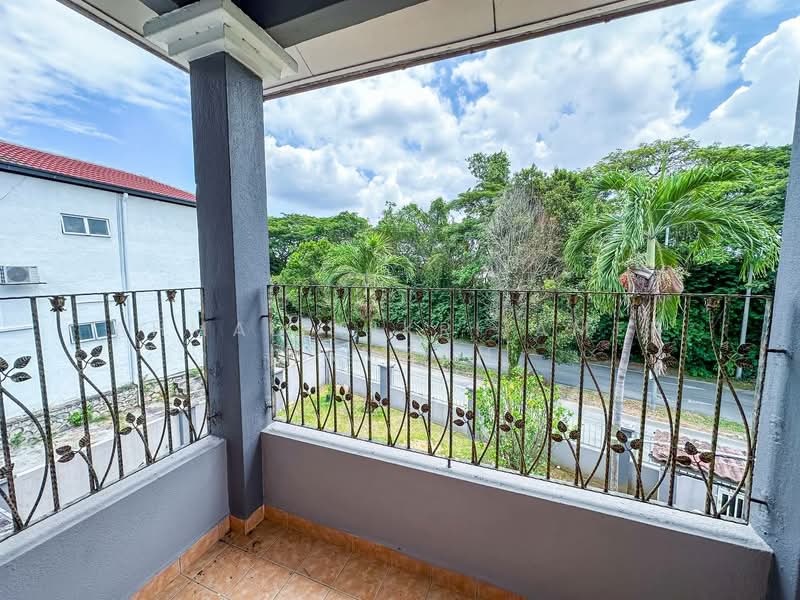 Rumah Teres 2 Tingkat untuk Dijual di Bandar Baru Bangi (Selangor) - Ahmad Fikri Amer Hamzah - Balcony - PropertyGuru.com.my