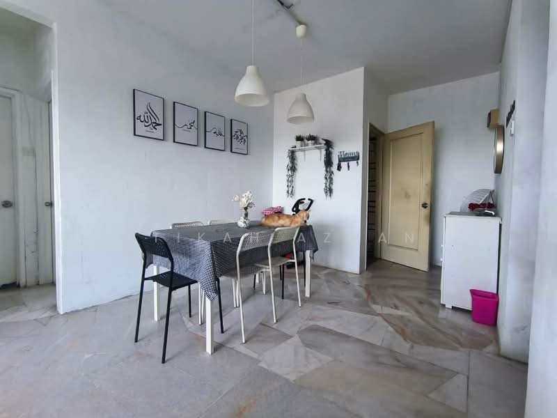 Apartment for Sale at Desaminium Rimba - Atikah Azman - Dining Room - PropertyGuru.com.my