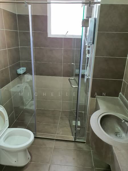 Kondominium untuk Dijual di Sg Long Residence - Michelle Tan - Bathroom - PropertyGuru.com.my
