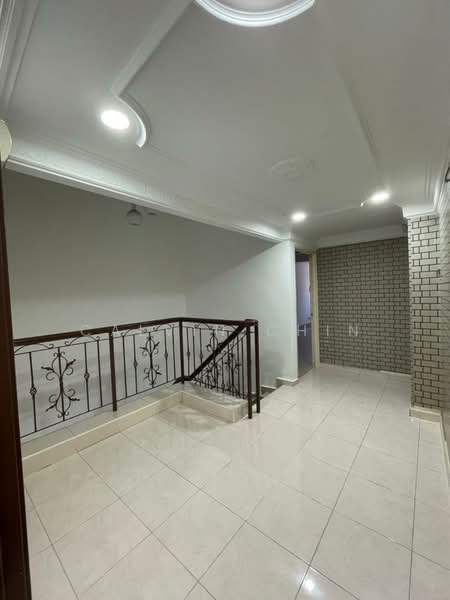 Rumah Teres untuk Dijual di Taman Selayang Utama (Selayang) - calvin Chin - Corridor - PropertyGuru.com.my