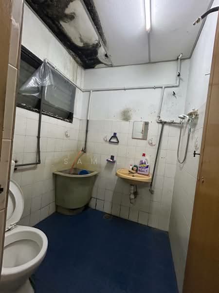 2-storey Terraced House for Sale in Ipoh Garden (Ipoh) - Sam Lam - Bathroom - PropertyGuru.com.my