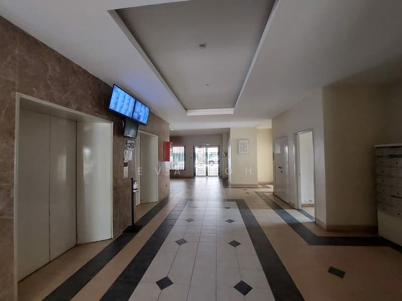 Apartment for Sale at Avilla Apartments - Eva Loh - Corridor - PropertyGuru.com.my