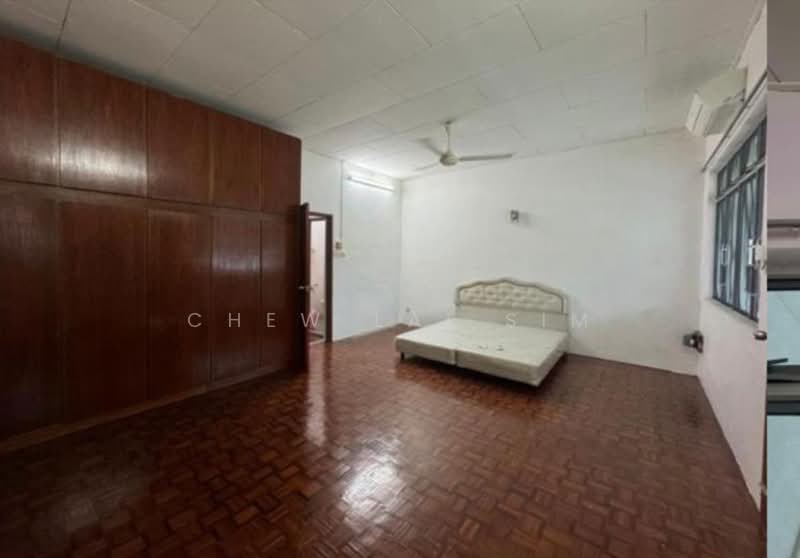 2-storey Terraced House for Rent in Paya Terubong (Ayer Itam) - Chew Lai Sim - Bedroom - PropertyGuru.com.my