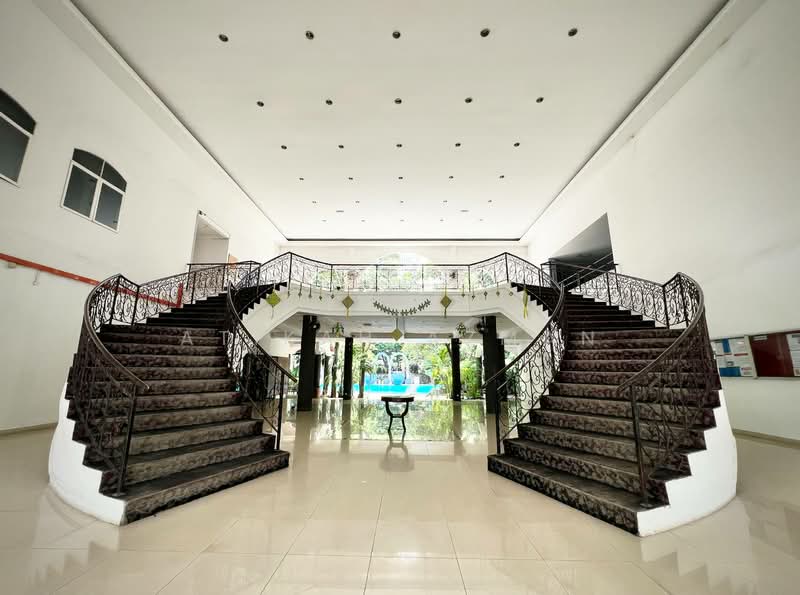 Condominium for Sale at Sri Putramas - Atikah Azman - Lobby - PropertyGuru.com.my