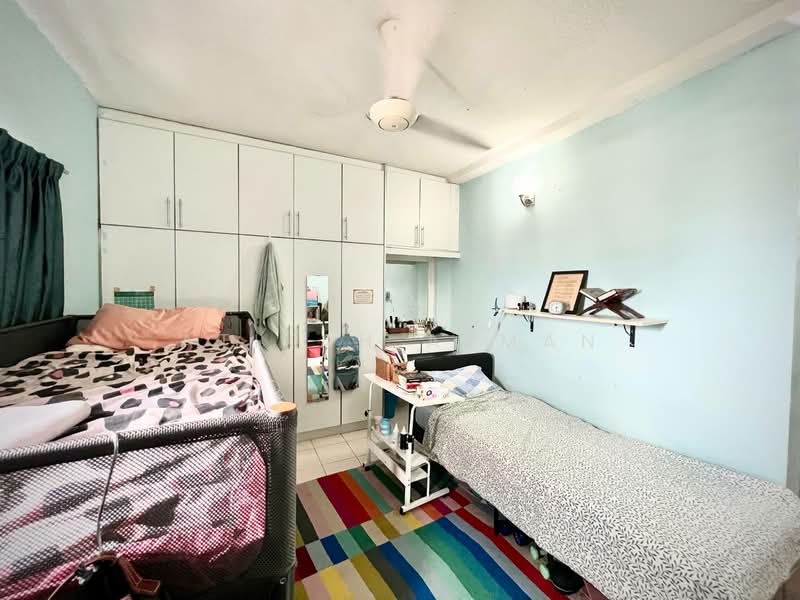 Condominium for Sale at Sri Putramas - Atikah Azman - Bedroom - PropertyGuru.com.my