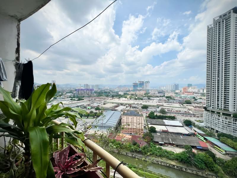 Condominium for Sale at Sri Putramas - Atikah Azman - Balcony - PropertyGuru.com.my