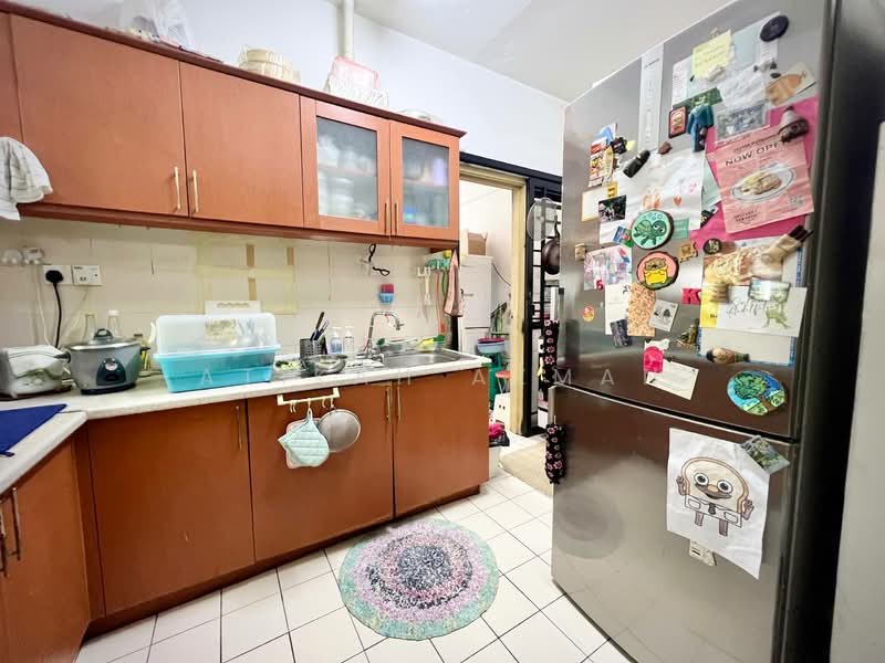 Condominium for Sale at Sri Putramas - Atikah Azman - Kitchen - PropertyGuru.com.my