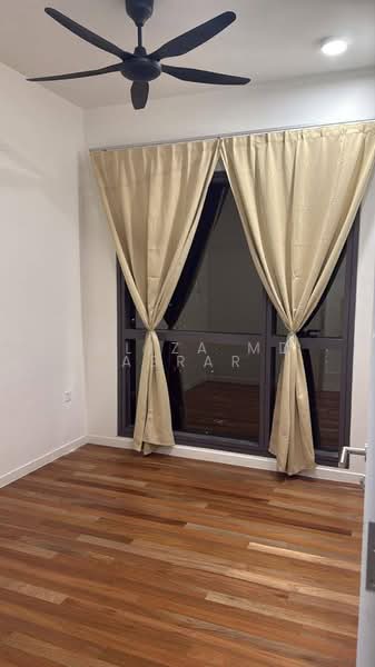 Servis Apartment untuk Disewa di Edelweiss @ Tropicana Gardens - Asliza Md Asrar - Bedroom - PropertyGuru.com.my