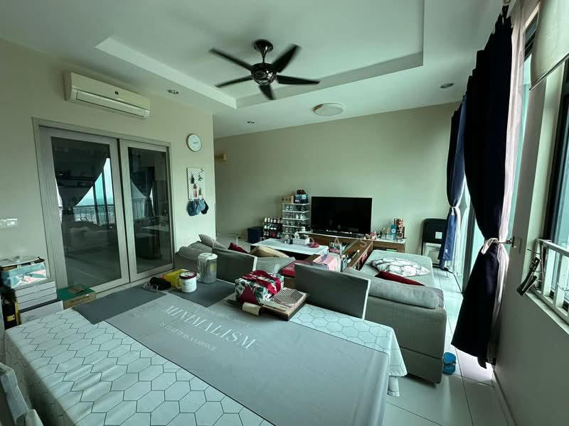 Servis Apartment untuk Dijual di The Sky Executive Suites - Kyle Das - Living Room - PropertyGuru.com.my