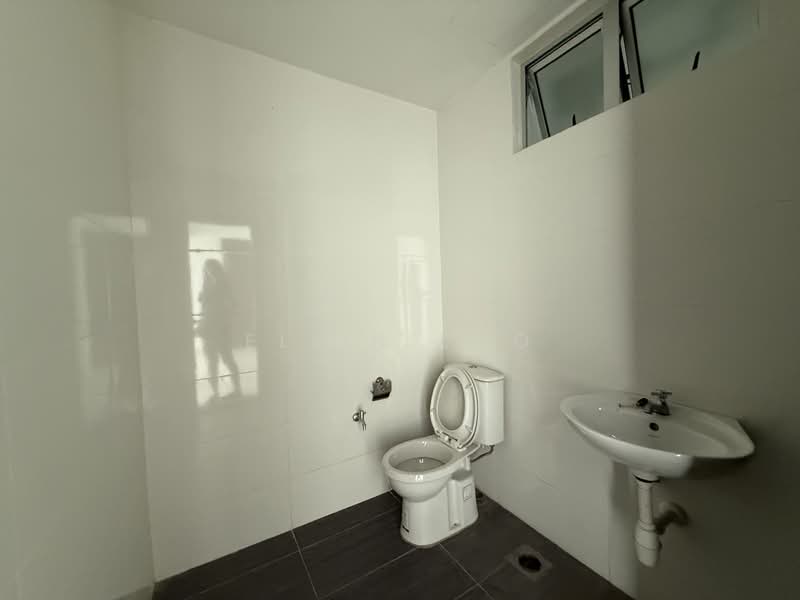 Service Residence for Sale at Molek Pulai - Eliin Loo - PropertyGuru.com.my