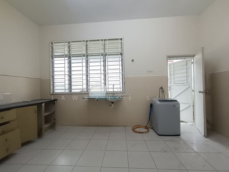 Rumah Teres 2 Tingkat untuk Dijual di Taman Angkasa Nuri (Durian Tunggal) - Lawrance Lim - PropertyGuru.com.my