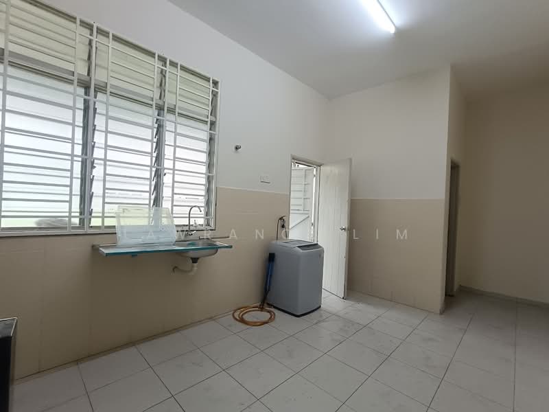 Rumah Teres 2 Tingkat untuk Dijual di Taman Angkasa Nuri (Durian Tunggal) - Lawrance Lim - PropertyGuru.com.my