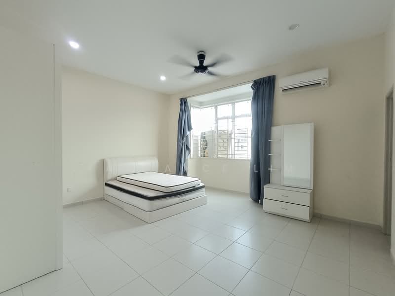 Rumah Teres 2 Tingkat untuk Dijual di Taman Angkasa Nuri (Durian Tunggal) - Lawrance Lim - PropertyGuru.com.my