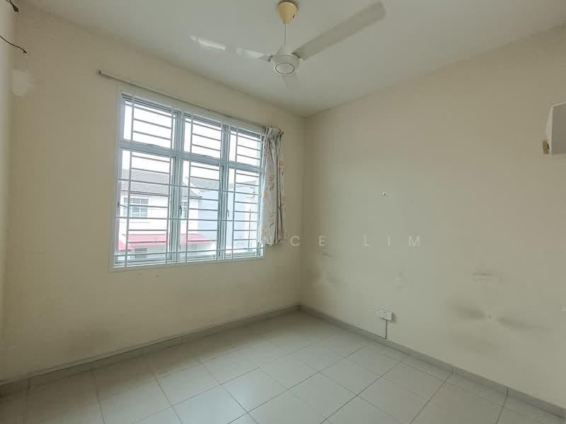 Rumah Teres 2 Tingkat untuk Dijual di Taman Angkasa Nuri (Durian Tunggal) - Lawrance Lim - PropertyGuru.com.my
