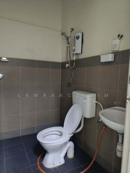 Rumah Teres 2 Tingkat untuk Dijual di Taman Angkasa Nuri (Durian Tunggal) - Lawrance Lim - PropertyGuru.com.my