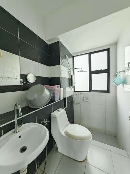 Servis Apartment untuk Dijual di The Sky Executive Suites - Kyle Das - Bathroom - PropertyGuru.com.my