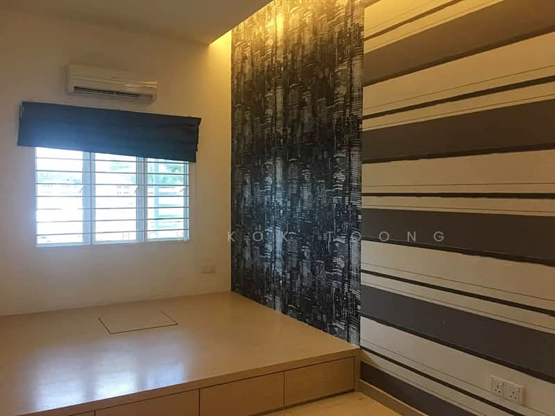 1-storey Terraced House for Sale in Bandar Kinrara (Selangor) - Chow Kok Toong - Bedroom - PropertyGuru.com.my