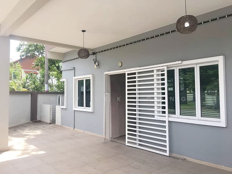 1-storey Terraced House for Sale in Bandar Kinrara (Selangor) - Chow Kok Toong - Exterior - PropertyGuru.com.my