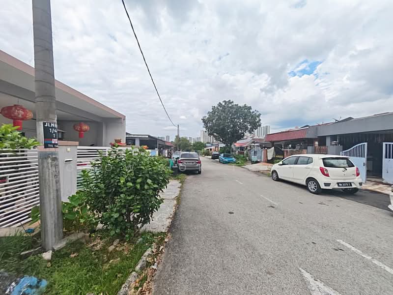 Rumah Teres 1 Tingkat untuk Dijual di Bandar Kinrara (Selangor) - Chow Kok Toong - Exterior - PropertyGuru.com.my