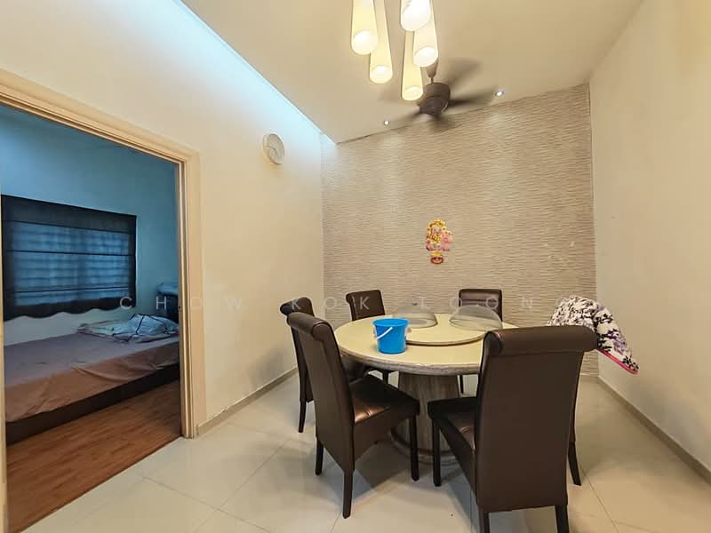 Rumah Teres 1 Tingkat untuk Dijual di Bandar Kinrara (Selangor) - Chow Kok Toong - Bedroom - PropertyGuru.com.my