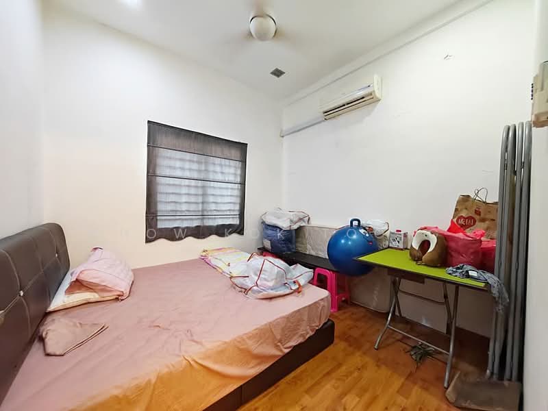 Rumah Teres 1 Tingkat untuk Dijual di Bandar Kinrara (Selangor) - Chow Kok Toong - Bedroom - PropertyGuru.com.my
