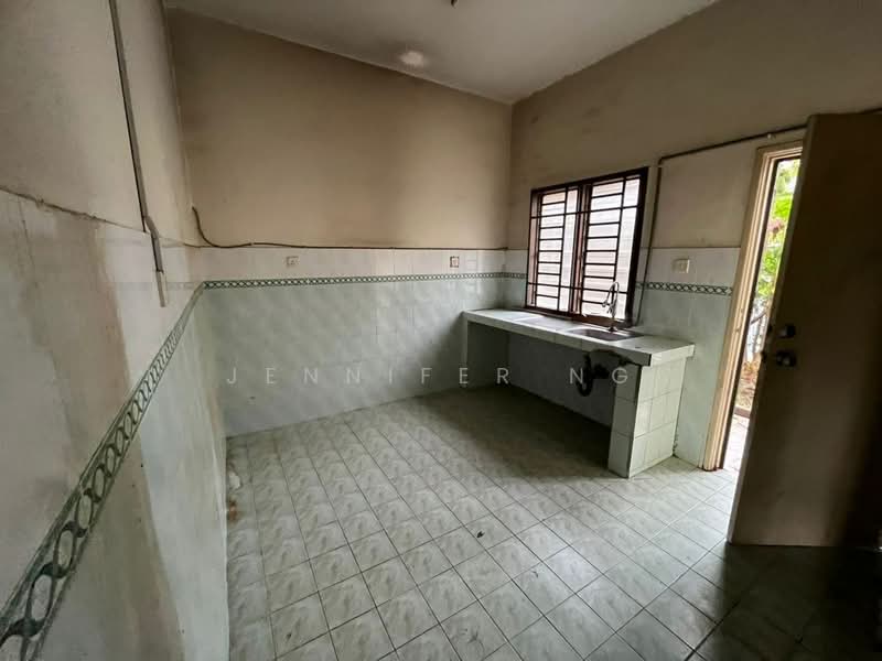 2-storey Terraced House for Sale in Taman Mutiara Rini (Skudai) - Jennifer Ng - Kitchen - PropertyGuru.com.my