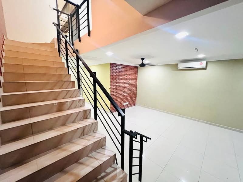 Rumah Teres 2 Tingkat untuk Dijual di Kajang (Selangor) - Ahmad Muslim - PropertyGuru.com.my
