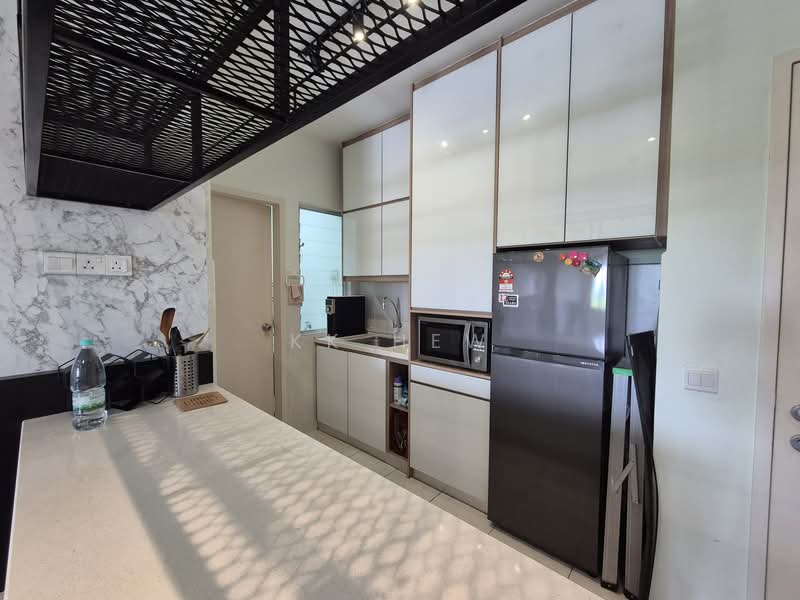 Pangsapuri untuk Disewa di Karisma @ Eco Majestic - KK HEW - Kitchen - PropertyGuru.com.my
