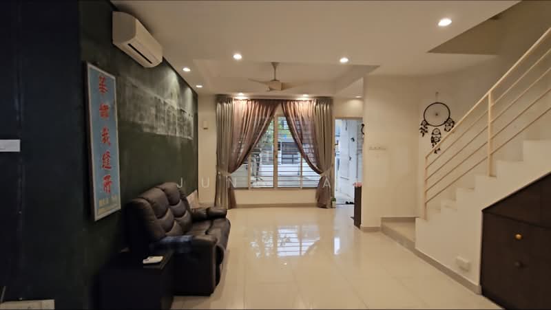 Townhouse for Sale in Puchong (Selangor) - June Tan - Living Hall - PropertyGuru.com.my