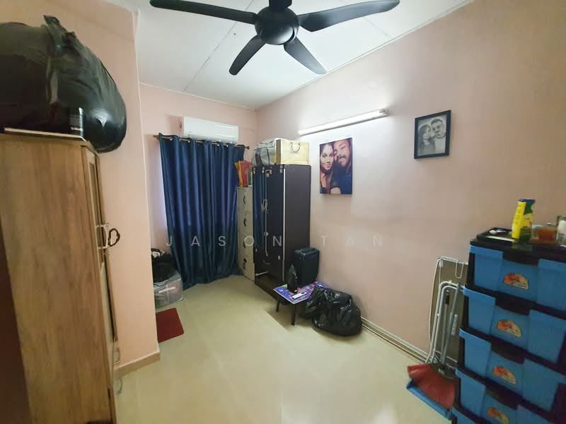 2-storey Terraced House for Sale in Taman Puncak Jalil (Seri Kembangan) - Jason Tan - Bedroom - PropertyGuru.com.my