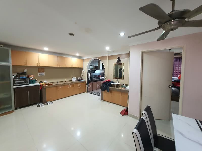 2-storey Terraced House for Sale in Taman Puncak Jalil (Seri Kembangan) - Jason Tan - Kitchen - PropertyGuru.com.my