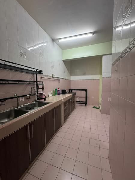 Terraced House for Sale in Sungai Long (Bandar Sungai Long) - Michelle Tan - Kitchen - PropertyGuru.com.my