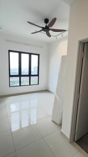 Kondominium untuk Disewa di Residensi Bintang - Amelyn Thong - Bedroom - PropertyGuru.com.my