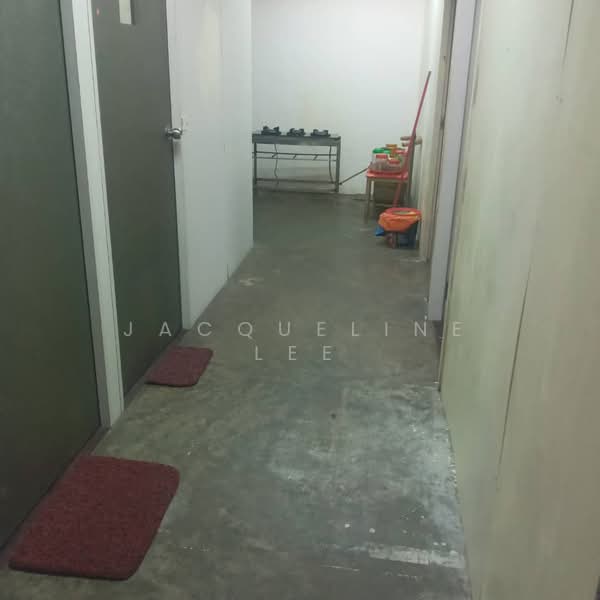 Factory for Rent in Bandar Baru Permas Jaya (Permas Jaya) - Jacqueline Lee - Corridor - PropertyGuru.com.my