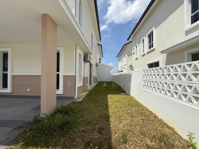 Semi-Detached House for Sale in Alam Sari (Bangi) - Izzah Alias - PropertyGuru.com.my