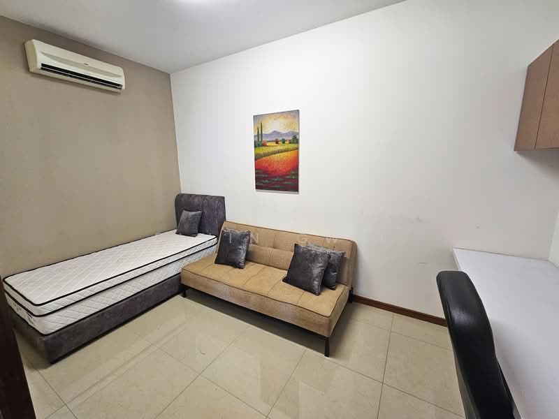 Servis Apartment untuk Dijual di Saujana Residency - Elvin Gwee - Bedroom - PropertyGuru.com.my
