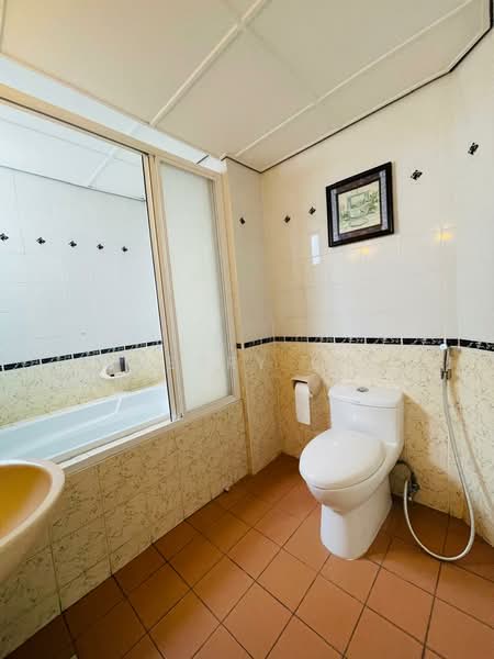 Condominium for Rent at Mont Kiara Sophia - Sherry Lee - Bathroom - PropertyGuru.com.my