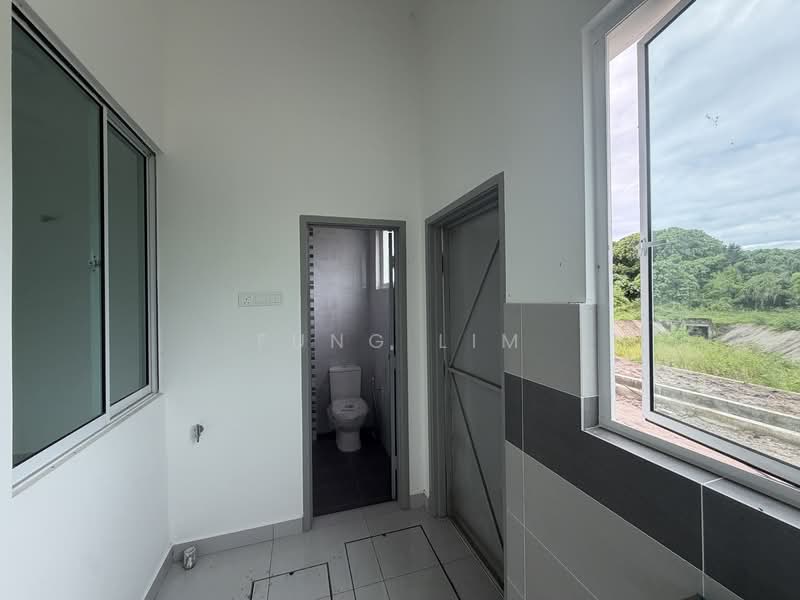 2-storey Terraced House for Sale in Sungai Jawi (Penang) - Fung Lim - Bathroom - PropertyGuru.com.my