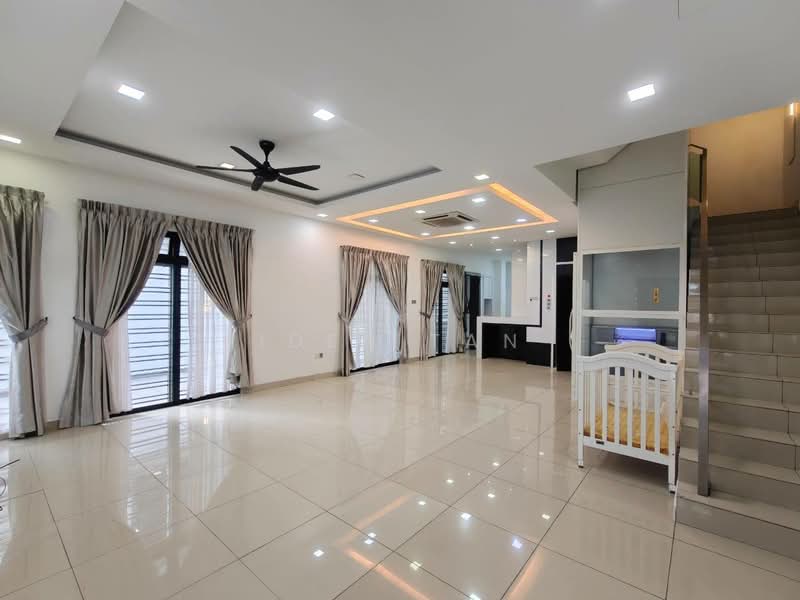 Cluster House for Sale in Taman Mutiara Mas (Skudai) - Iden Tan - Living Room - PropertyGuru.com.my
