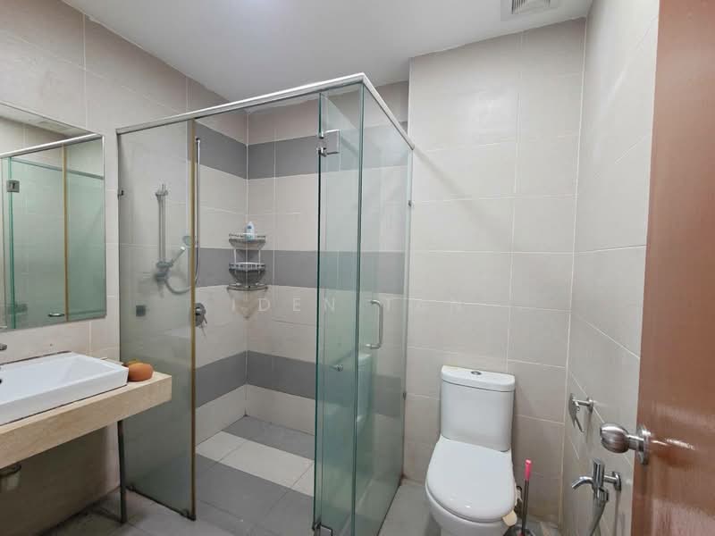 Cluster House for Sale in Taman Mutiara Mas (Skudai) - Iden Tan - Bathroom - PropertyGuru.com.my
