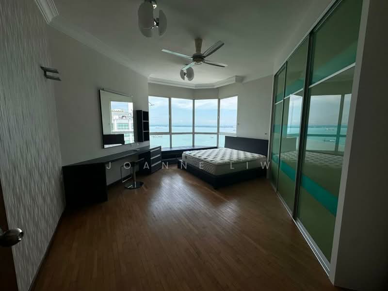 Kondominium untuk Disewa di Gurney Beach Resort - Joanne Liw - PropertyGuru.com.my
