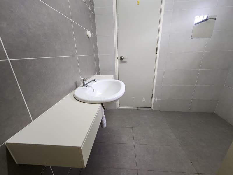 2-storey Terraced House for Rent in Bandar Seri Coalfields (Ijok) - Jimmy Tan - Bathroom - PropertyGuru.com.my