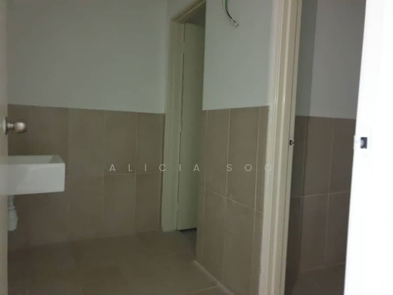 Shop for Rent in Kepong (Kuala Lumpur) - Alicia Soo - Bathroom - PropertyGuru.com.my