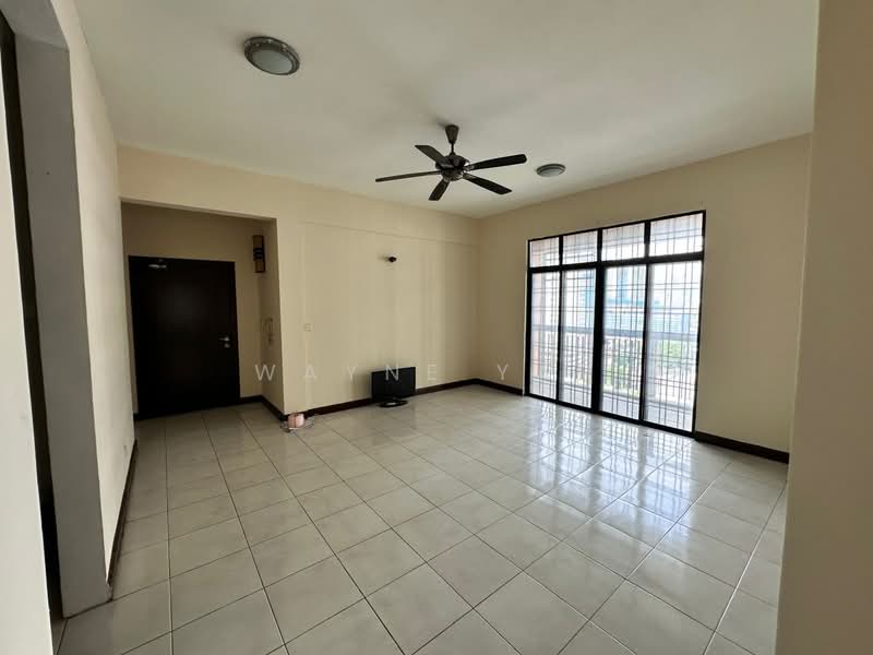 Service Residence for Sale at Diamond Residences - Wayne Yap - Living Room - PropertyGuru.com.my