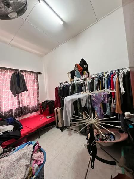 2-storey Terraced House for Sale in Puncak Alam (Selangor) - Rohana Ishak - Bedroom - PropertyGuru.com.my