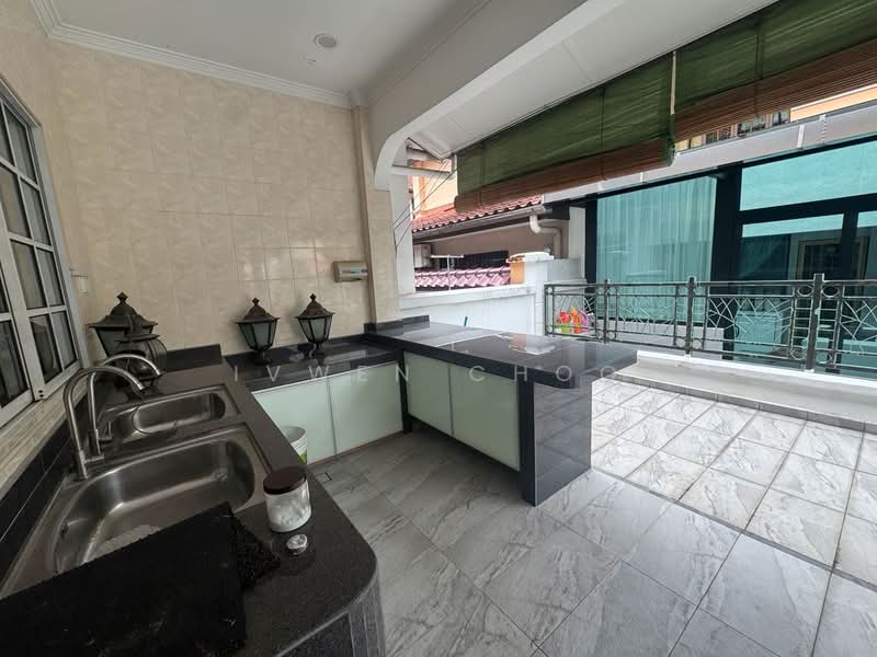 Semi-Detached House for Rent in Taman Molek (Johor Bahru) - Ivwen Choo - PropertyGuru.com.my